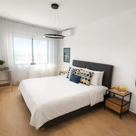 Ocean View Apartment, Balcony & Parking, Tenerife South Escape Плайя-Параисо