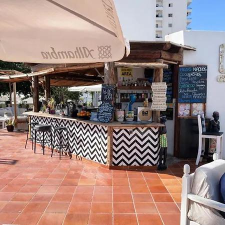 Ocean View Apartment, Balcony & Parking, Tenerife South Escape * Playa Paraiso (Tenerife)