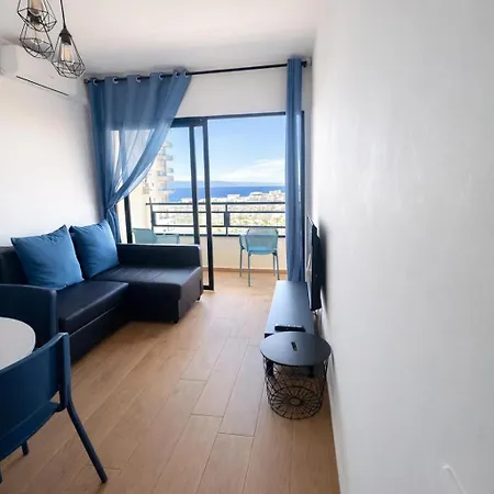 Ocean View Apartment, Balcony & Parking, Tenerife South Escape Apartmán